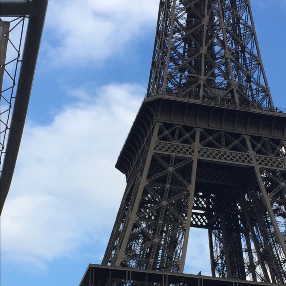 Meet your Posher, Senada